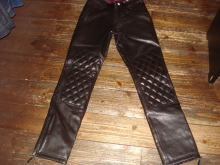 LEATHER PANTS